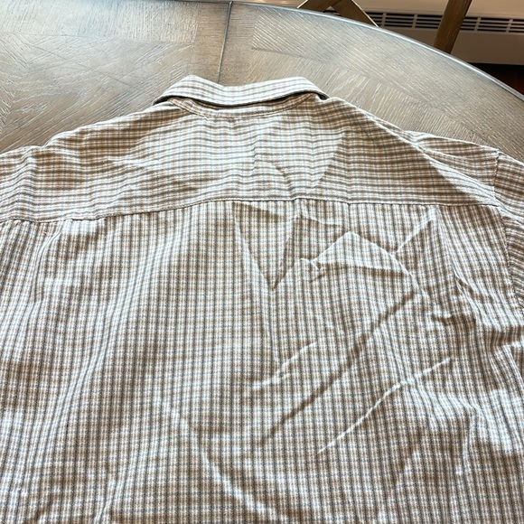 Gordon Smith collared short sleeve button down shirt - Picture 9 of 10